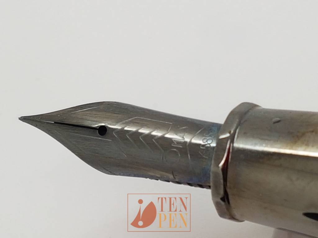 OMAS THE PARAGON chased celluloid ruthenium finish | Tenpen - By